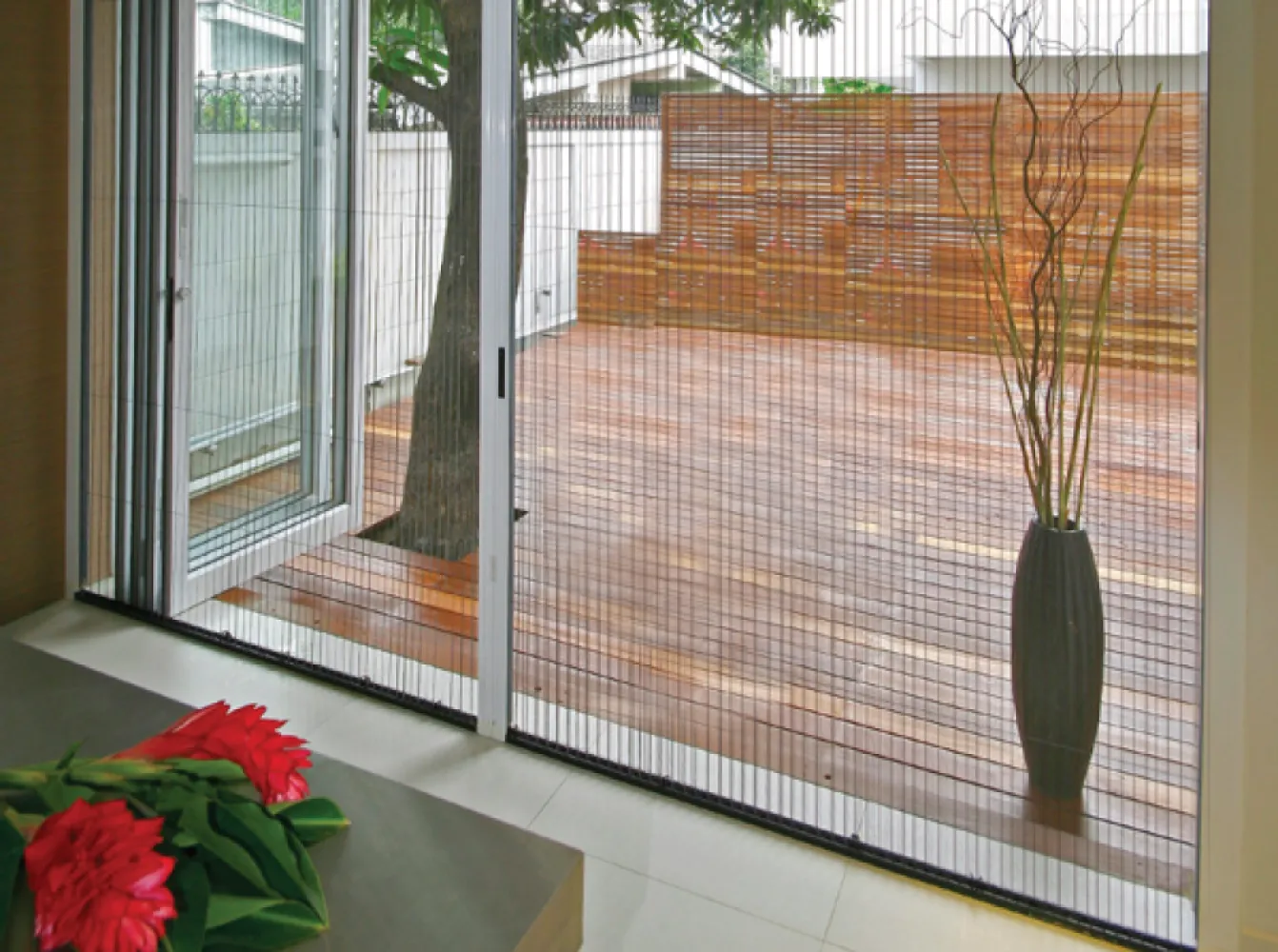 Yaz Aylarının Kurtarıcısı: Sineklik Modelleri ve Montajı